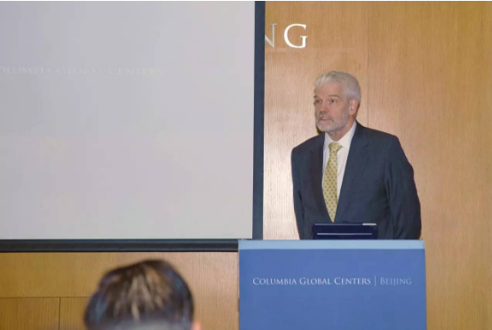 美国驻华大使馆环境科学科技健康组参赞黄京伟(Jock Whittlesey)